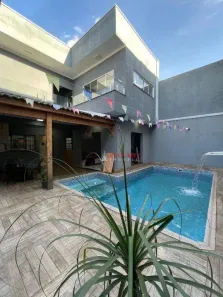 Sobrado com 4 Quartos à venda, 200m² no Sítio dos Fernandes, Arujá