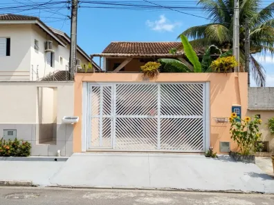 Sobrado com 5 Quartos à venda, 290m² no Massaguaçu, Caraguatatuba