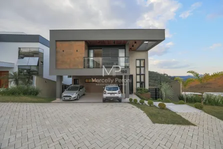 Casa de Condomínio com 4 Quartos à venda, 453m² no São Pedro, Juiz de Fora