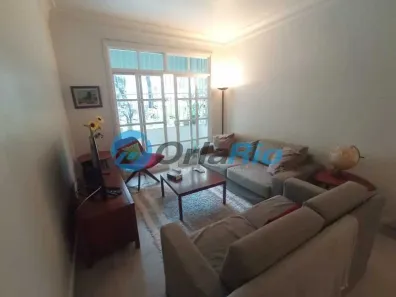 Apartamento com 2 Quartos à venda, 74m² no Leme, Rio de Janeiro