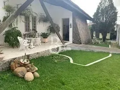Sobrado com 7 Quartos à venda, 430m² no Parque São Caetano, Campos dos Goytacazes