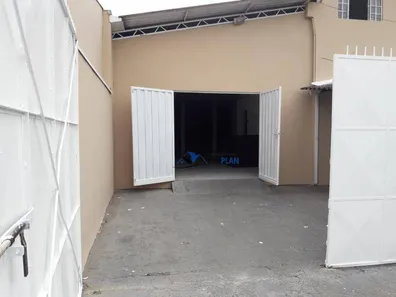 Galpão/Depósito/Armazém para alugar, 222m² no Parque Centenário, Jundiaí