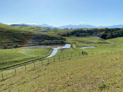 Fazenda/Sítio com 3 Quartos à venda, 300000m² no Papucaia, Cachoeiras de Macacu