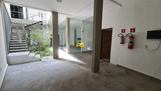Prédio Comercial para alugar, 1200m² no Renascer, Cabedelo