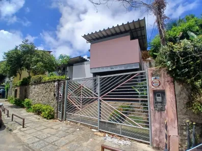 Casa com 4 Quartos à venda, 215m² no Brotas, Salvador