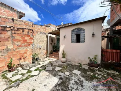Casa com 2 Quartos à venda, 60m² no Campo Alto, Contagem