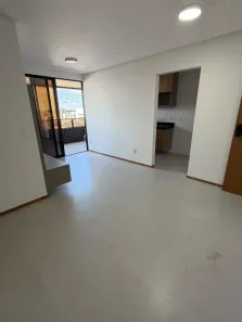Apartamento com 2 Quartos para alugar, 67m² no Ponta Verde, Maceió