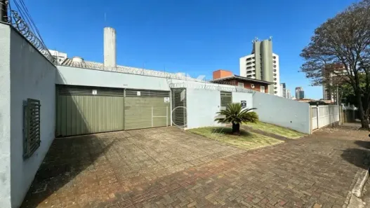 Ponto Comercial com 7 Quartos para alugar, 438m² no Centro, Londrina
