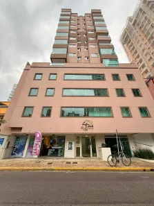 Apartamento com 3 Quartos para alugar, 100m² no Meia Praia, Itapema