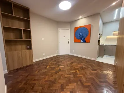 Apartamento com 2 Quartos para alugar, 65m² no Copacabana, Rio de Janeiro