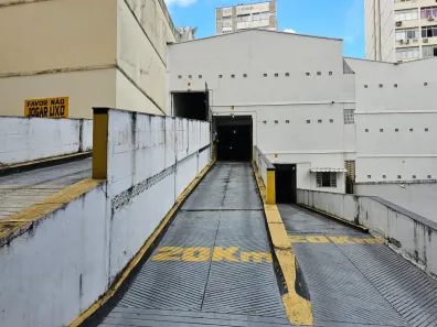 Lote/Terreno à venda, 17m² no Centro, Juiz de Fora