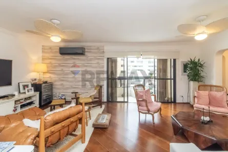 Apartamento com 2 Quartos à venda, 200m² no Aclimação, São Paulo