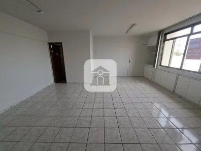 Sala Comercial para alugar, 43m² no Nossa Senhora Aparecida, Uberlândia