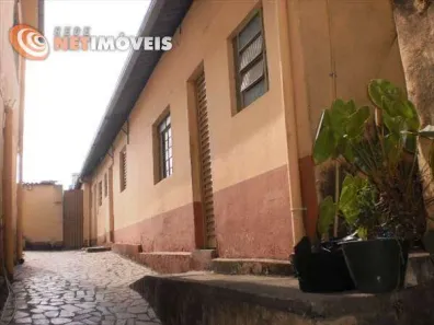 Casa com 2 Quartos à venda, 157m² no Padre Eustáquio, Belo Horizonte