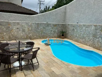 Sobrado com 3 Quartos à venda, 500m² no Horto Florestal, São Paulo