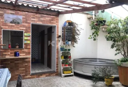 Sobrado com 2 Quartos à venda, 170m² no Vila Santos, São Paulo
