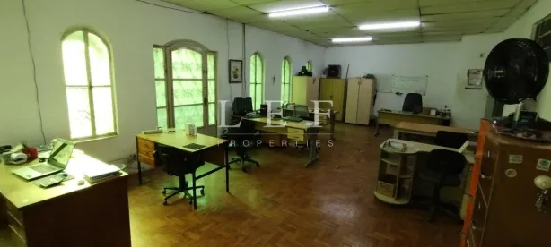 Galpão/Depósito/Armazém à venda, 1616m² no Cambuci, São Paulo