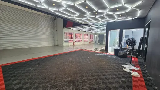 Ponto Comercial para alugar, 279m² no Vila Jardini, Sorocaba