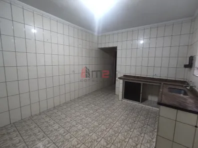 Casa com 1 Quarto para alugar, 70m² no Vila Mangalot, São Paulo