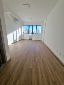 Sala Comercial à venda, 27m² no Jardim São Dimas, São José dos Campos