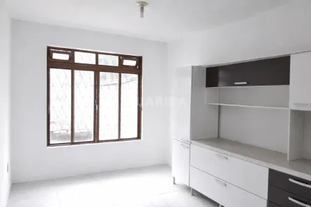 Casa com 2 Quartos para alugar, 161m² no Santana, Porto Alegre