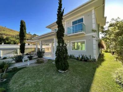 Casa de Condomínio com 4 Quartos à venda, 255m² no Prata, Teresópolis