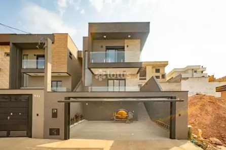 Casa com 3 Quartos à venda, 132m² no Portais (Polvilho), Cajamar