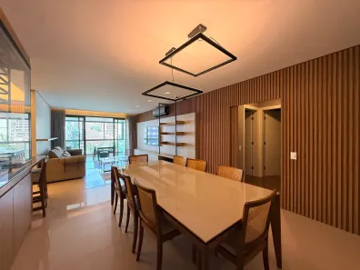 Apartamento com 3 Quartos à venda, 139m² no Centro, Florianópolis
