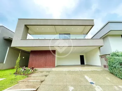 Casa de Condomínio com 4 Quartos à venda, 218m² no Jardins Barcelona, Senador Canedo