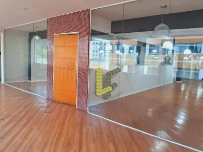 Sala Comercial para alugar, 200m² no Centro, São Caetano do Sul