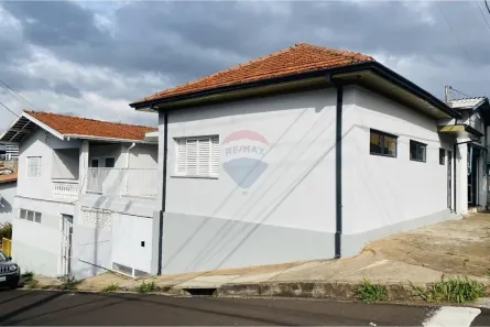 Casa com 3 Quartos à venda, 258m² no Centro, Botucatu