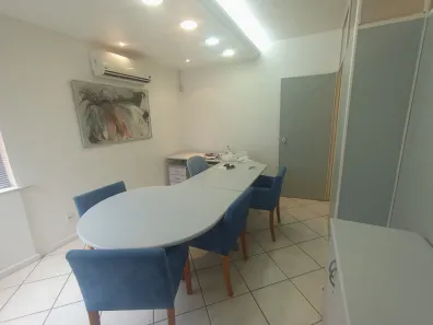 Sala Comercial com 4 Quartos para alugar, 90m² no Centro, Maceió