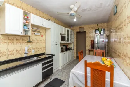 Casa com 2 Quartos à venda, 92m² no Vila Serralheiro, São Paulo