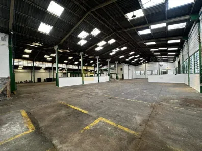 Galpão/Depósito/Armazém à venda, 2500m² no Chácaras São Bento, Valinhos