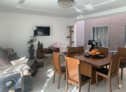 Casa com 3 Quartos à venda, 178m² no Santo Antônio, Jundiaí