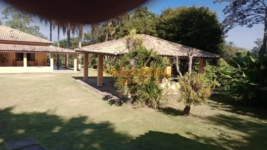 Fazenda/Sítio com 3 Quartos à venda, 300m² no Freitas, São José dos Campos