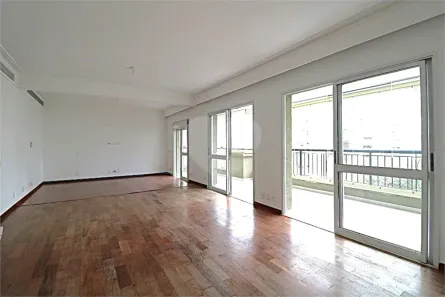 Apartamento com 4 Quartos à venda, 221m² no Vila Uberabinha, São Paulo