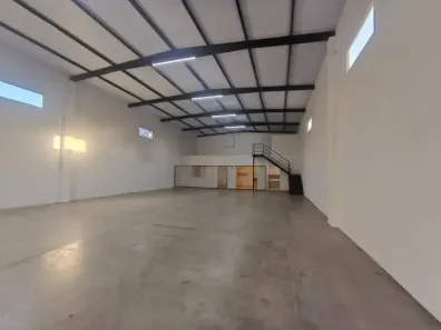 Galpão/Depósito/Armazém para alugar, 440m² no Parque Amazônia, Goiânia