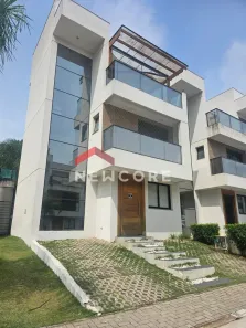 Casa de Condomínio com 4 Quartos à venda, 150m² no Parque Rincão, Cotia