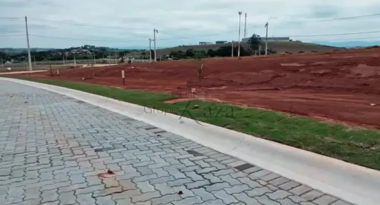 à venda, 250m² no Parque Residencial Maria Elmira, Caçapava