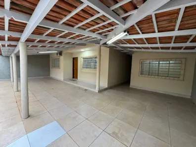 Casa com 2 Quartos à venda, 180m² no Setor Santos Dumont, Goiânia