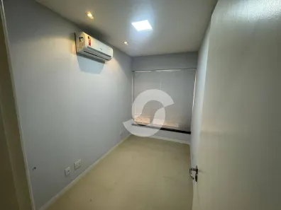 Sala Comercial à venda, 25m² no São Domingos, Niterói