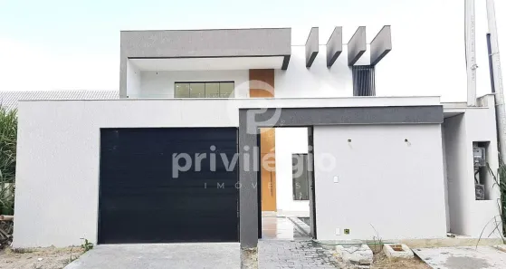 Sobrado com 4 Quartos à venda, 250m² no Vargem Grande, Rio de Janeiro