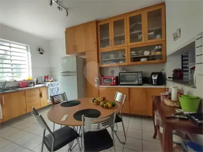 Casa com 4 Quartos para alugar, 200m² no Jardim da Glória, São Paulo