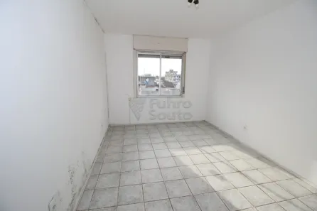Apartamento com 2 Quartos para alugar, 78m² no Centro, Pelotas