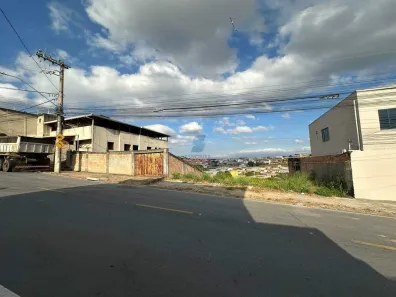 Lote/Terreno à venda, 572m² no Tropical, Contagem