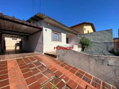 Casa com 6 Quartos à venda, 206m² no Mendonça, Londrina