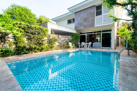 Sobrado com 4 Quartos à venda, 361m² no Vila Madalena, São Paulo