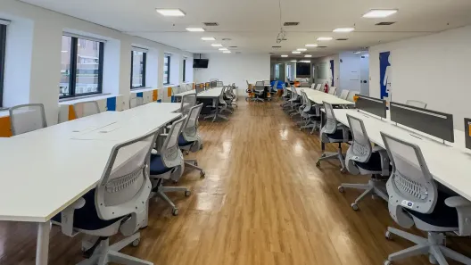 Sala Comercial para alugar, 329m² no Cidade Monções, São Paulo