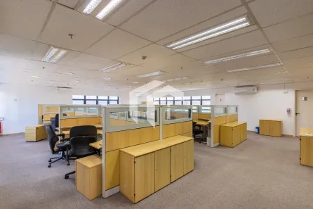 Sala Comercial com 1 Quarto para alugar, 340m² no Vila Brandina, Campinas